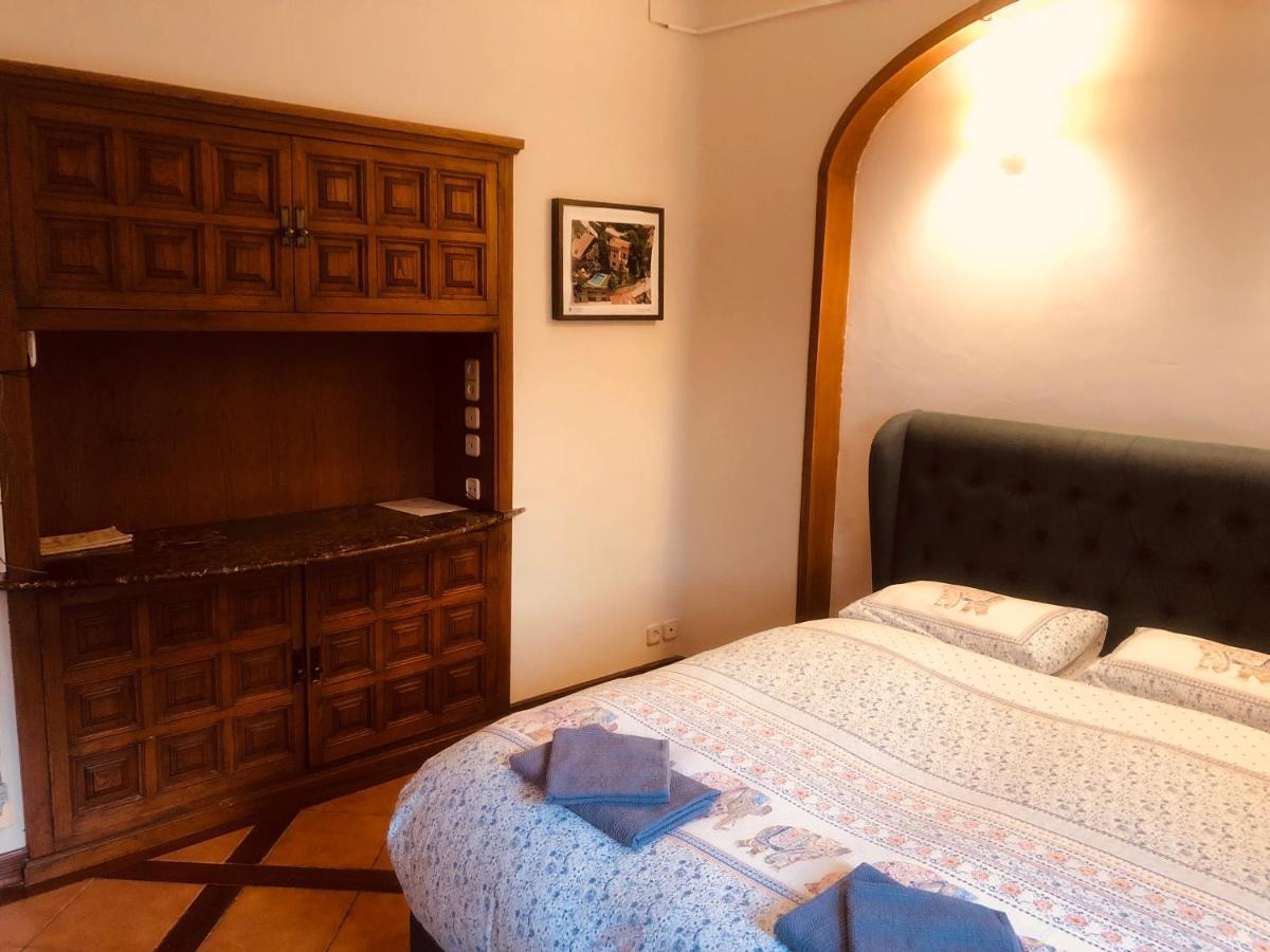 Figaro-Montmany Casa Les Pomeretes מראה חיצוני תמונה